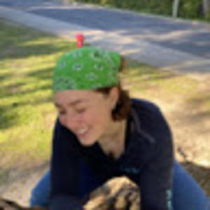 Meet your Posher, Dahlia